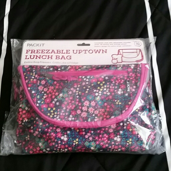packit freezable uptown lunch bag